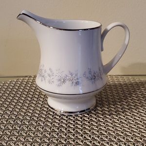 Noritake MARYWOOD Creamer EUC
